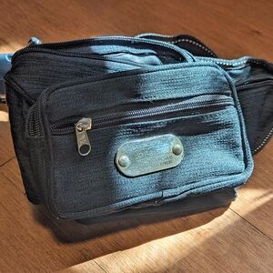 Modern Sense Orbit fanny pack/waist bag.